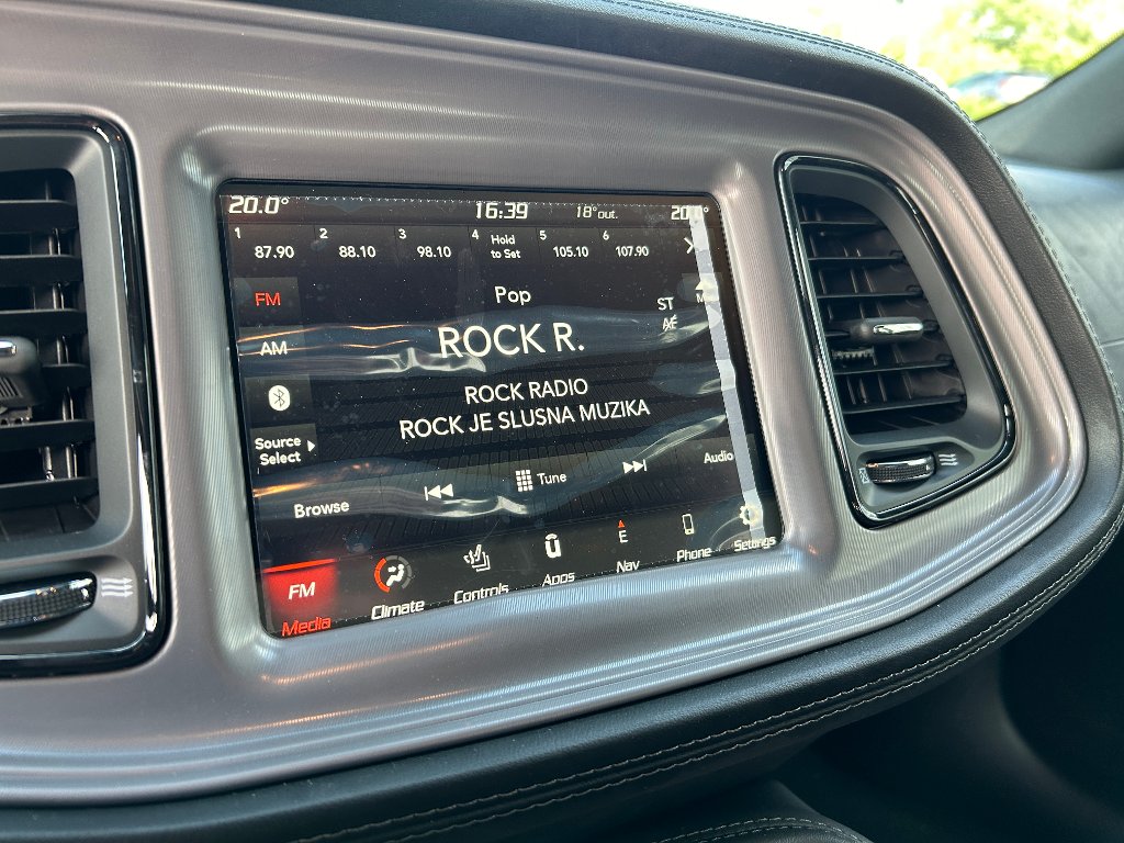 Dodge Challenger