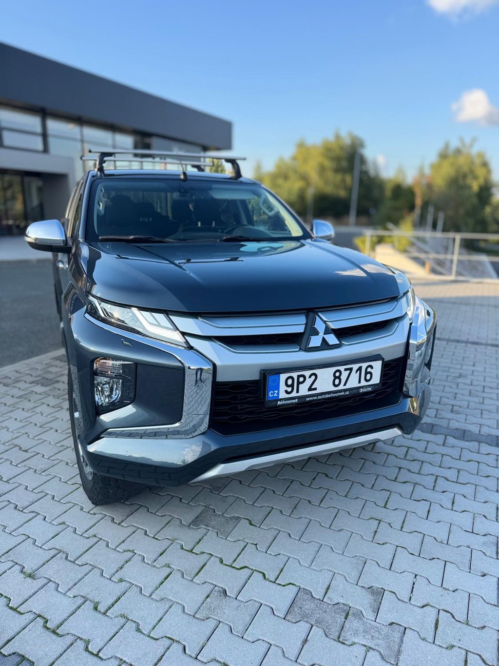 Mitsubishi L200