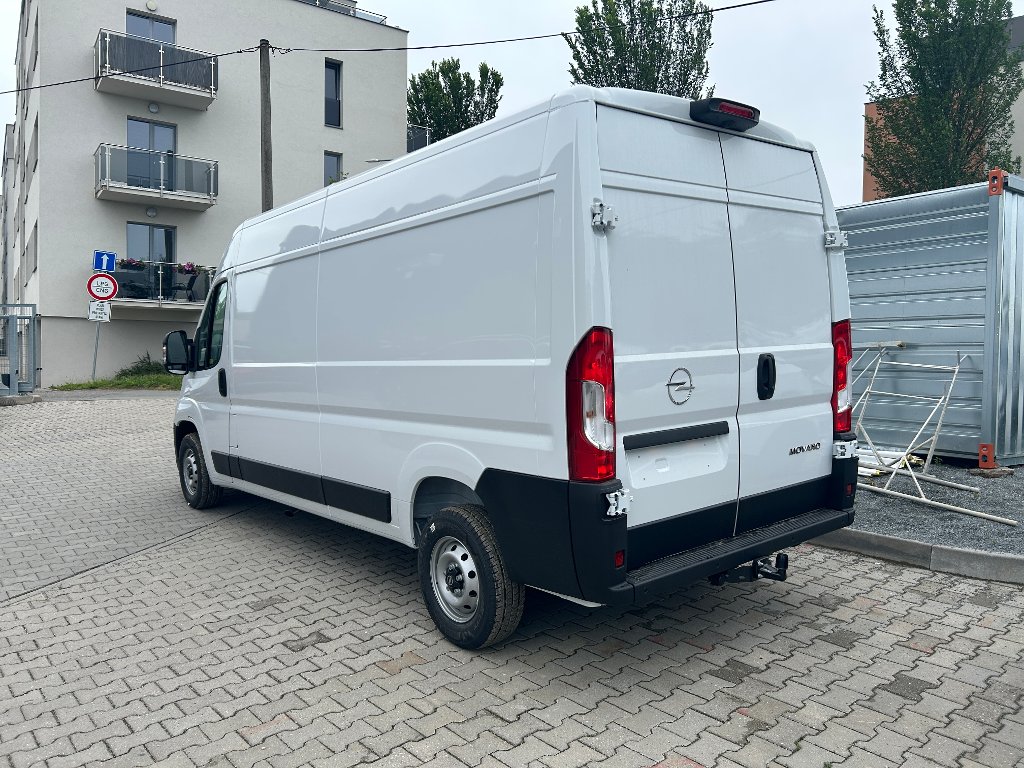 Opel Movano