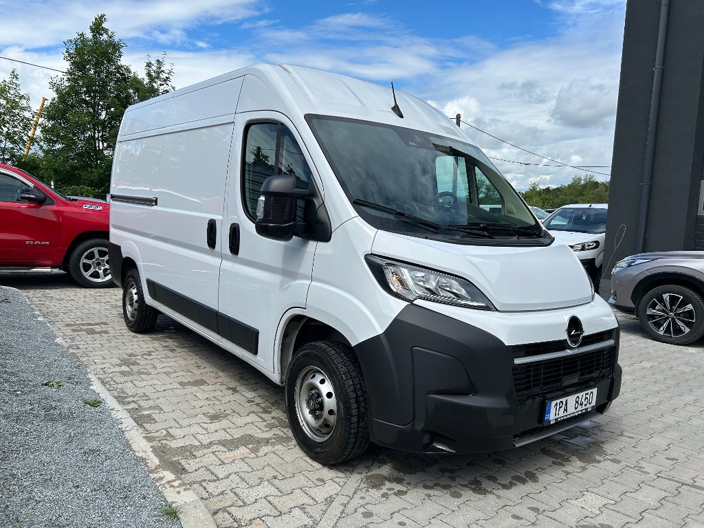 Opel Movano