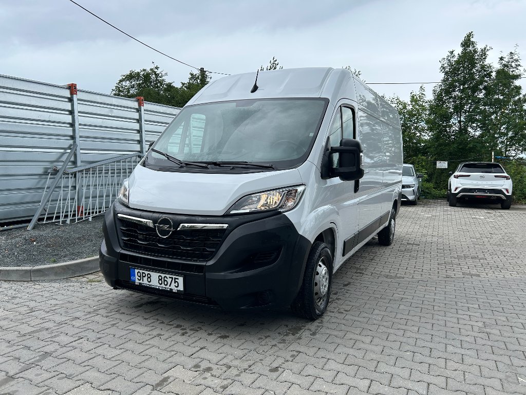 Opel Movano