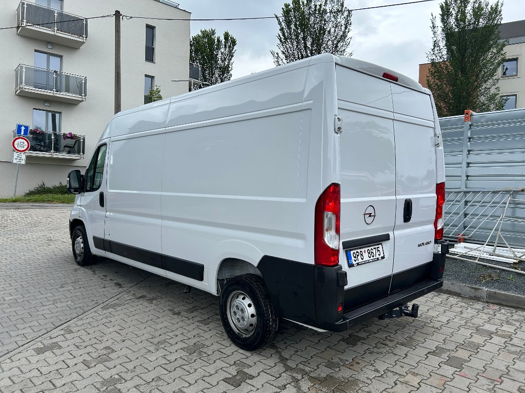Opel Movano