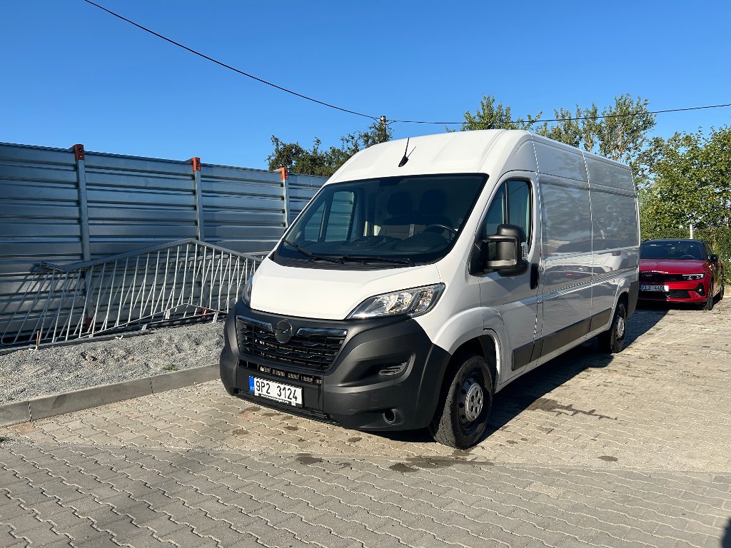 Opel Movano