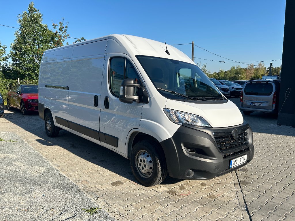 Opel Movano