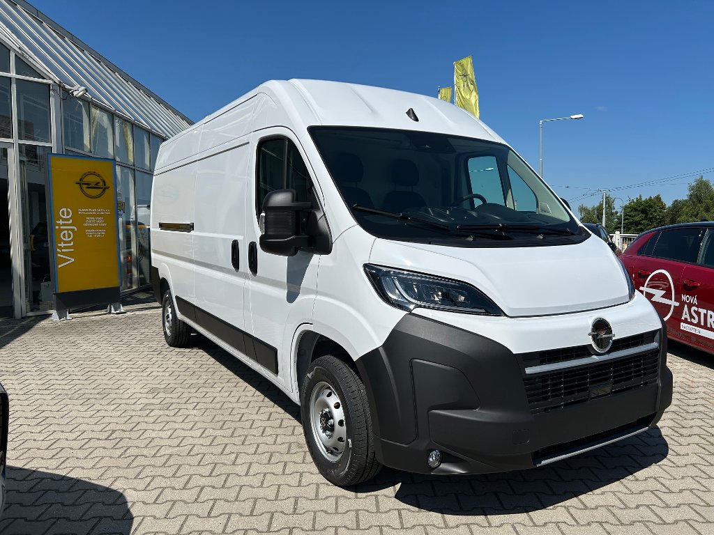 Opel Movano